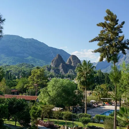 Club Berke Ranch International Horseback Riding Kemer