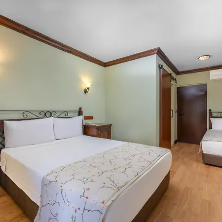 Club Berke Ranch International Horseback Riding Kemer