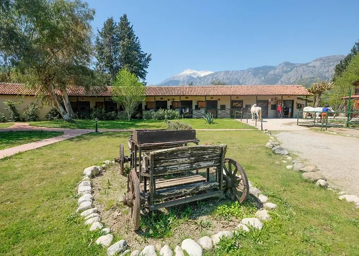 Beso Berke Ranch&nature فندق 3*