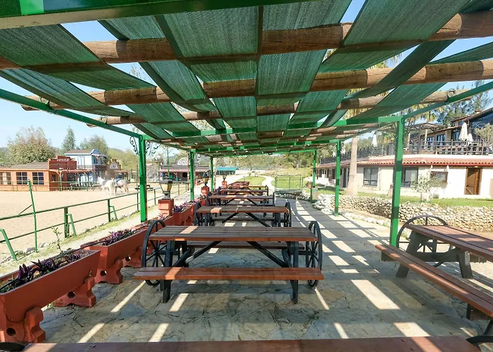Beso Berke Ranch&nature فندق 3*